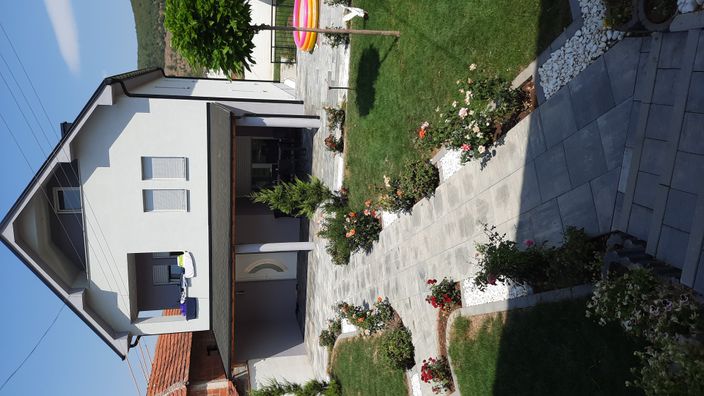 Beispielarbeit von AJVAZI-Garten- & Landschaftsbau - veröffentlicht auf Gartenbau.org