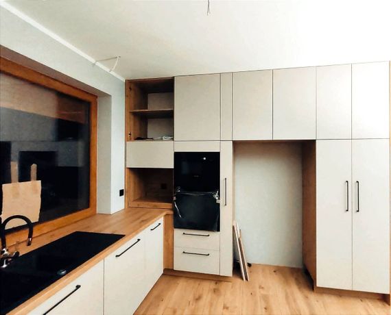 Beispielarbeit von Klochko & Kosynskyi Nordway GbR - veröffentlicht auf Tischler-Schreiner.org