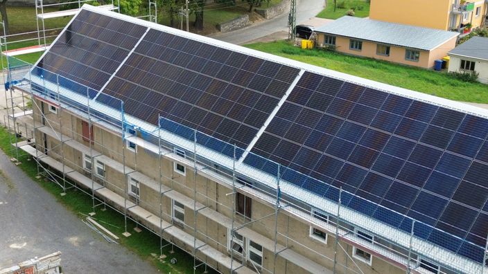 Beispielarbeit von IDP Industrie-Dachsanierung und Photovoltaik UG (haftungsbeschränkt) - veröffentlicht auf Dachdecker.com