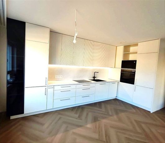 Beispielarbeit von Klochko & Kosynskyi Nordway GbR - veröffentlicht auf Tischler-Schreiner.org