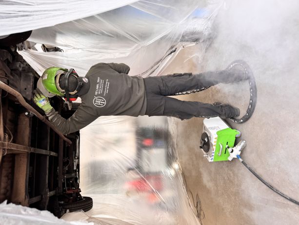 Beispielarbeit von HS Label Wat DryIce Solutions - veröffentlicht auf Hausmeisterdienste.net