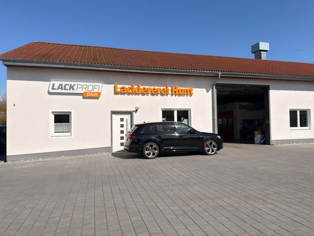 Beispielarbeit von Lackiererei Hunt - veröffentlicht auf Auto-Werkstatt.de