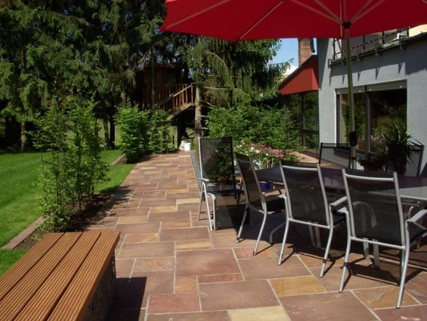 Beispielarbeit von Garten- und Landschaftsbau Uwe Schmiedl - Containerservice - veröffentlicht auf Gartenbau.org