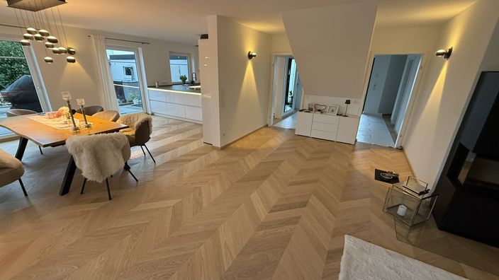 Beispielarbeit von Fussbodenbau Rose GmbH - veröffentlicht auf Bodenleger.net