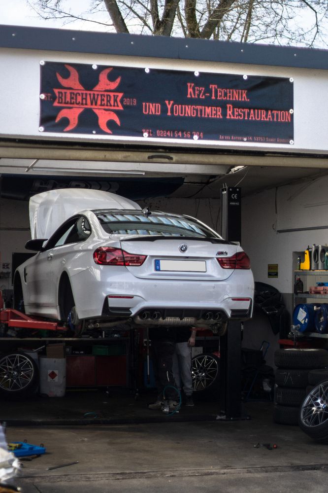 Logo der Firma Blechwerk - KFZ Betrieb aus Sankt Augustin auf dem Branchenportal Auto-Werkstatt.de