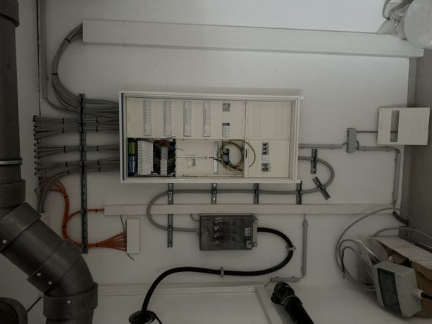 Beispielarbeit von Ekrem Rakman Elektroinstallation und Kabelverlegung - veröffentlicht auf Elektriker.org
