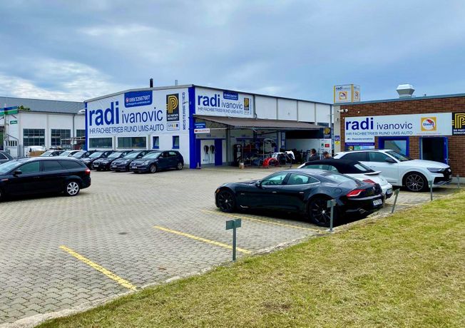 Beispielarbeit von Radi Ivanovic Fahrzeuglackierungen - veröffentlicht auf Auto-Werkstatt.de
