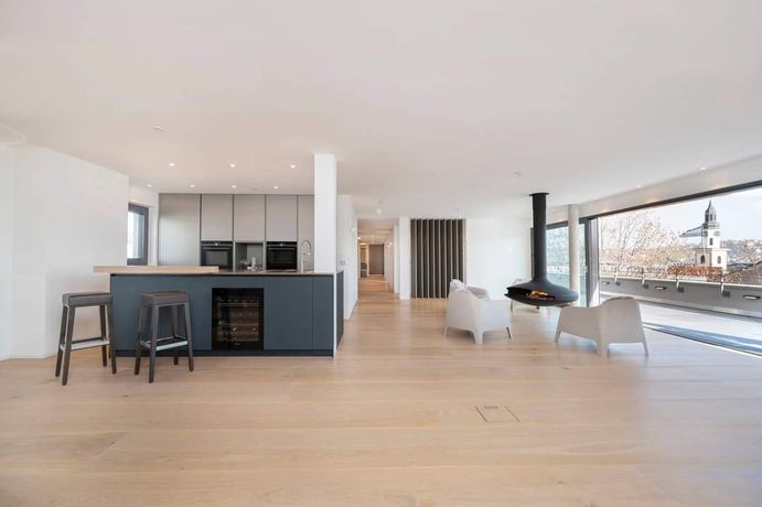 Beispielarbeit von Holz erleben. Patryk Kublin - veröffentlicht auf Bodenleger.net